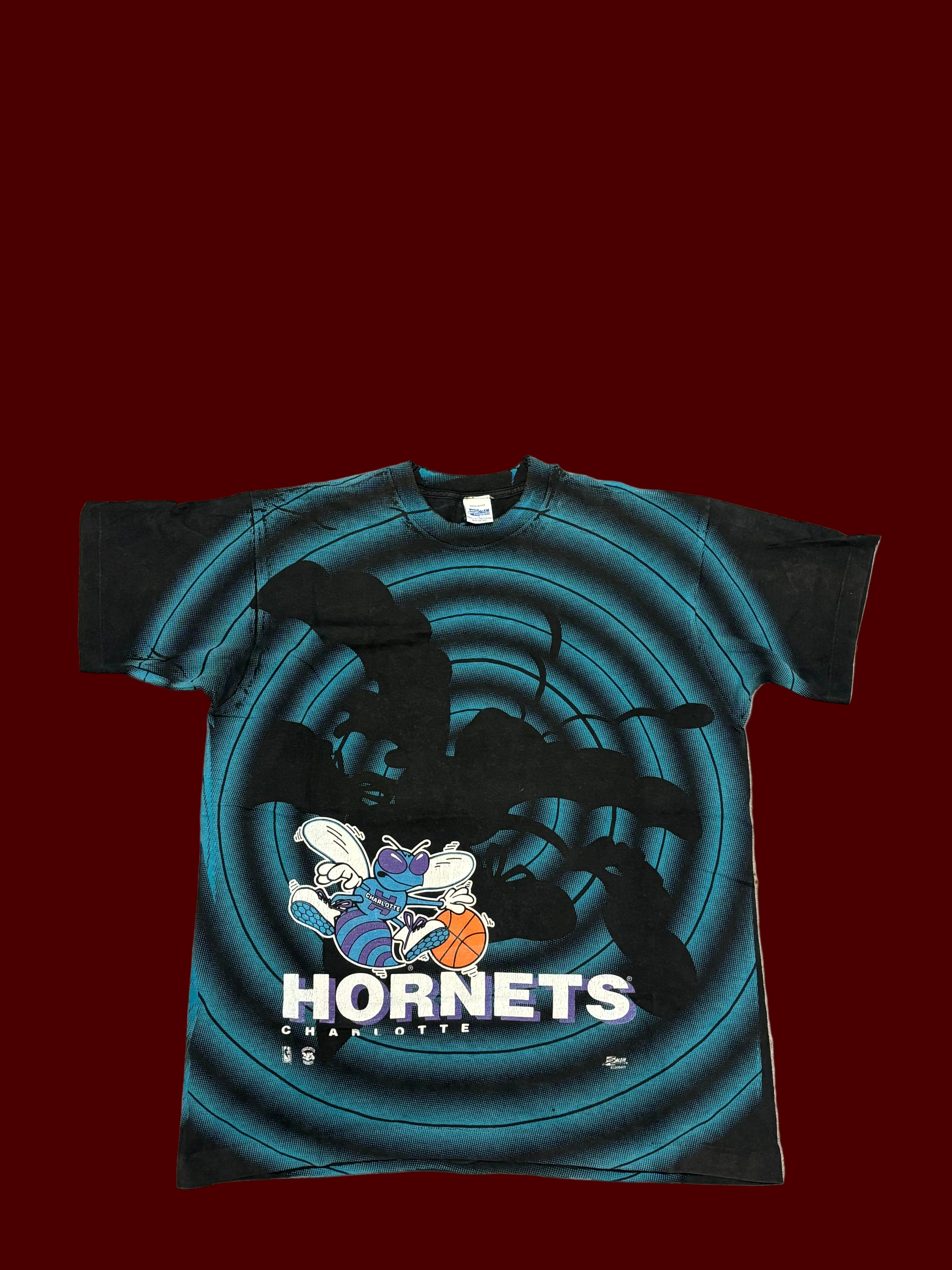 1990s CHARLOTTE HORNETS AOP THRASHED T-SHIRT