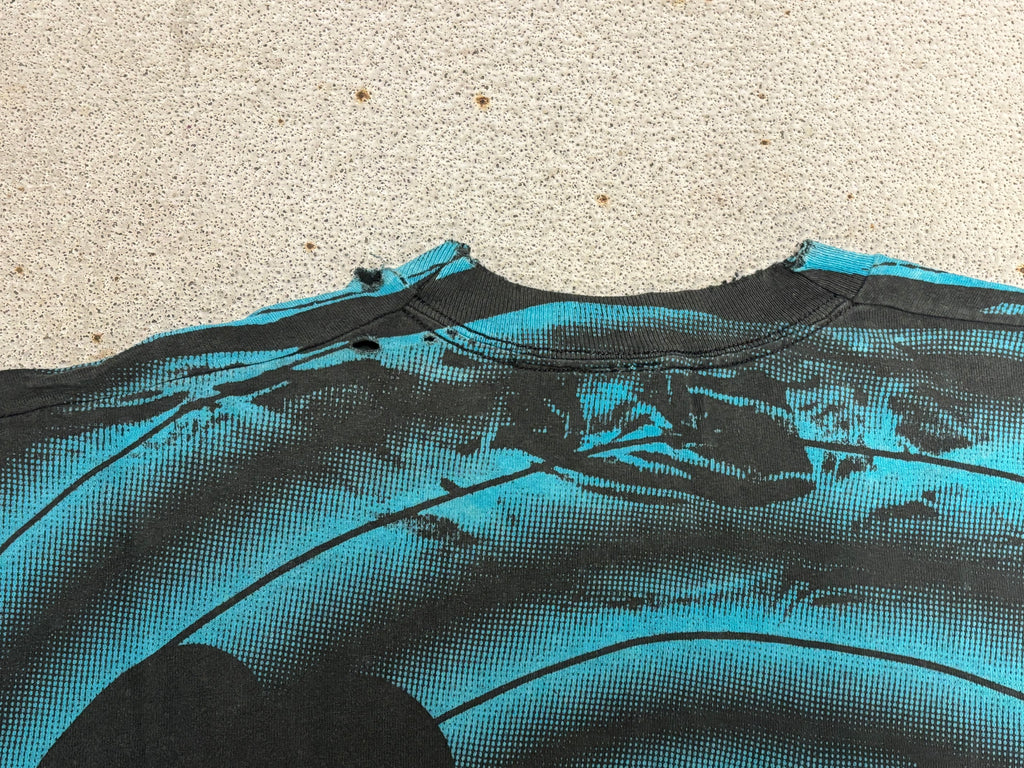 1990s CHARLOTTE HORNETS AOP THRASHED T-SHIRT