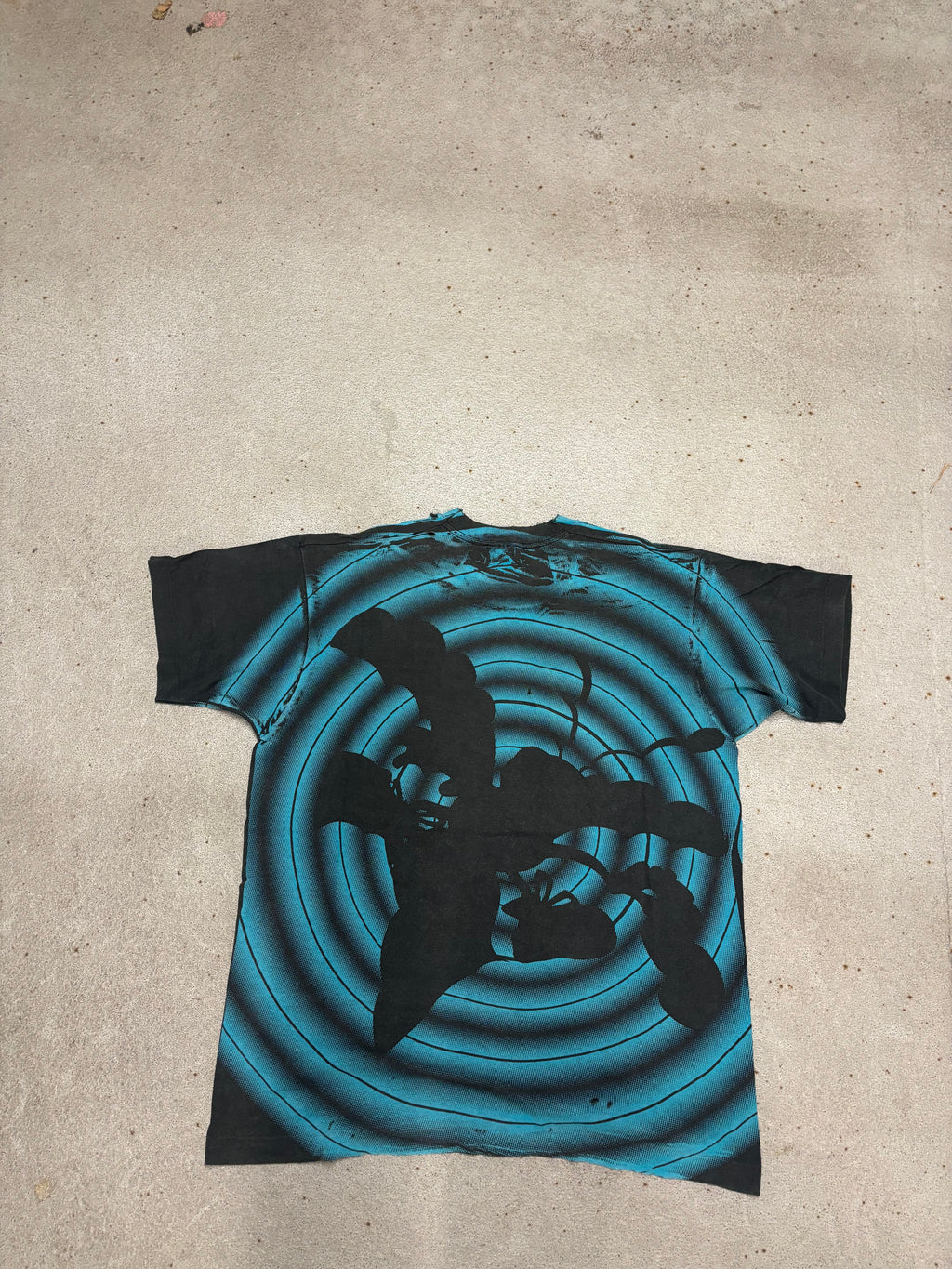 1990s CHARLOTTE HORNETS AOP THRASHED T-SHIRT